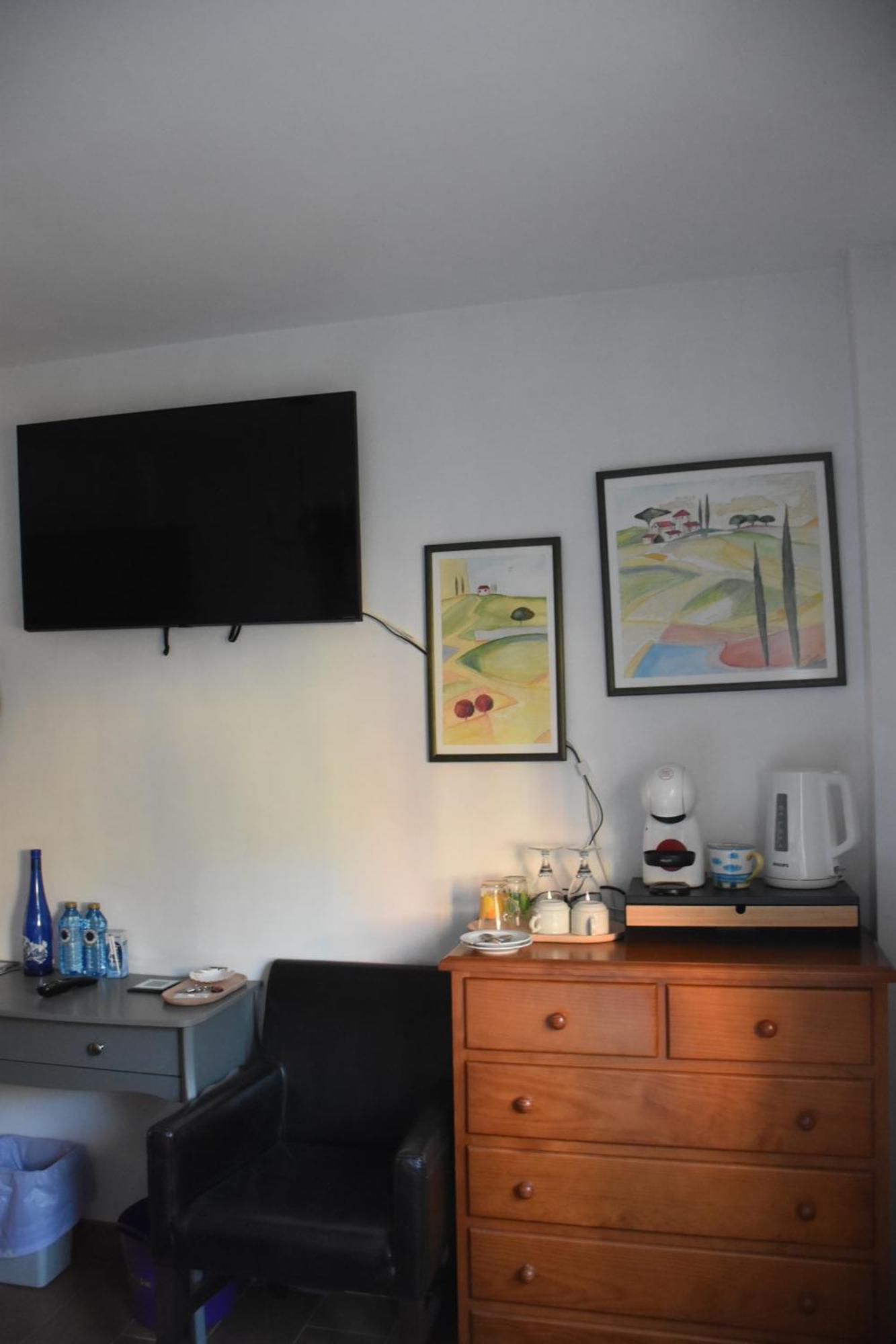 Pilgrim Rooms Os Agrinos Ойя Екстер'єр фото