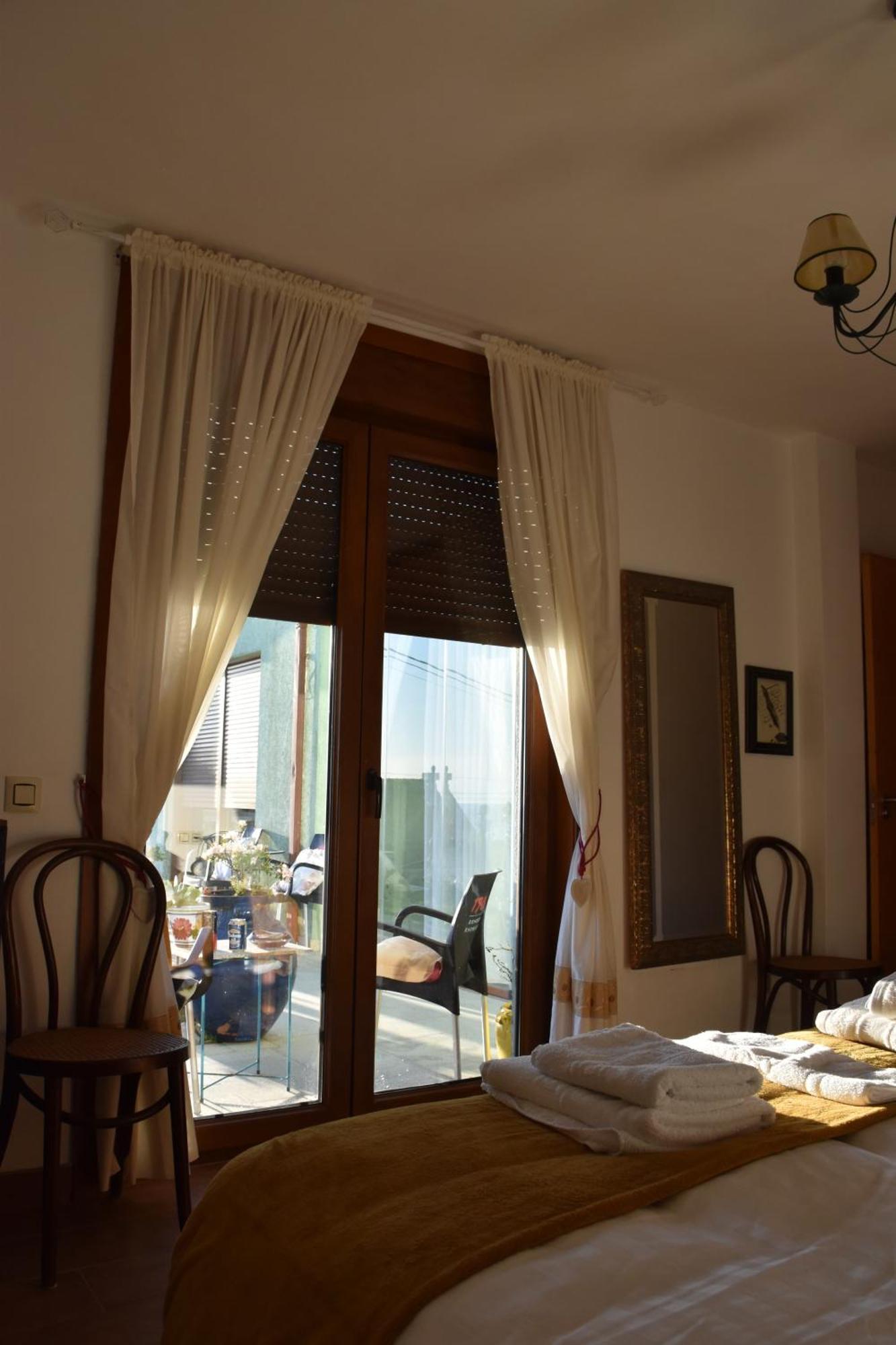 Pilgrim Rooms Os Agrinos Ойя Екстер'єр фото